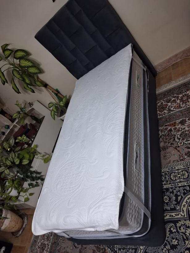 محافظ ضد آب برمن ۸۰×۱۸۰ تمیزی و بهداشتی تشک شما